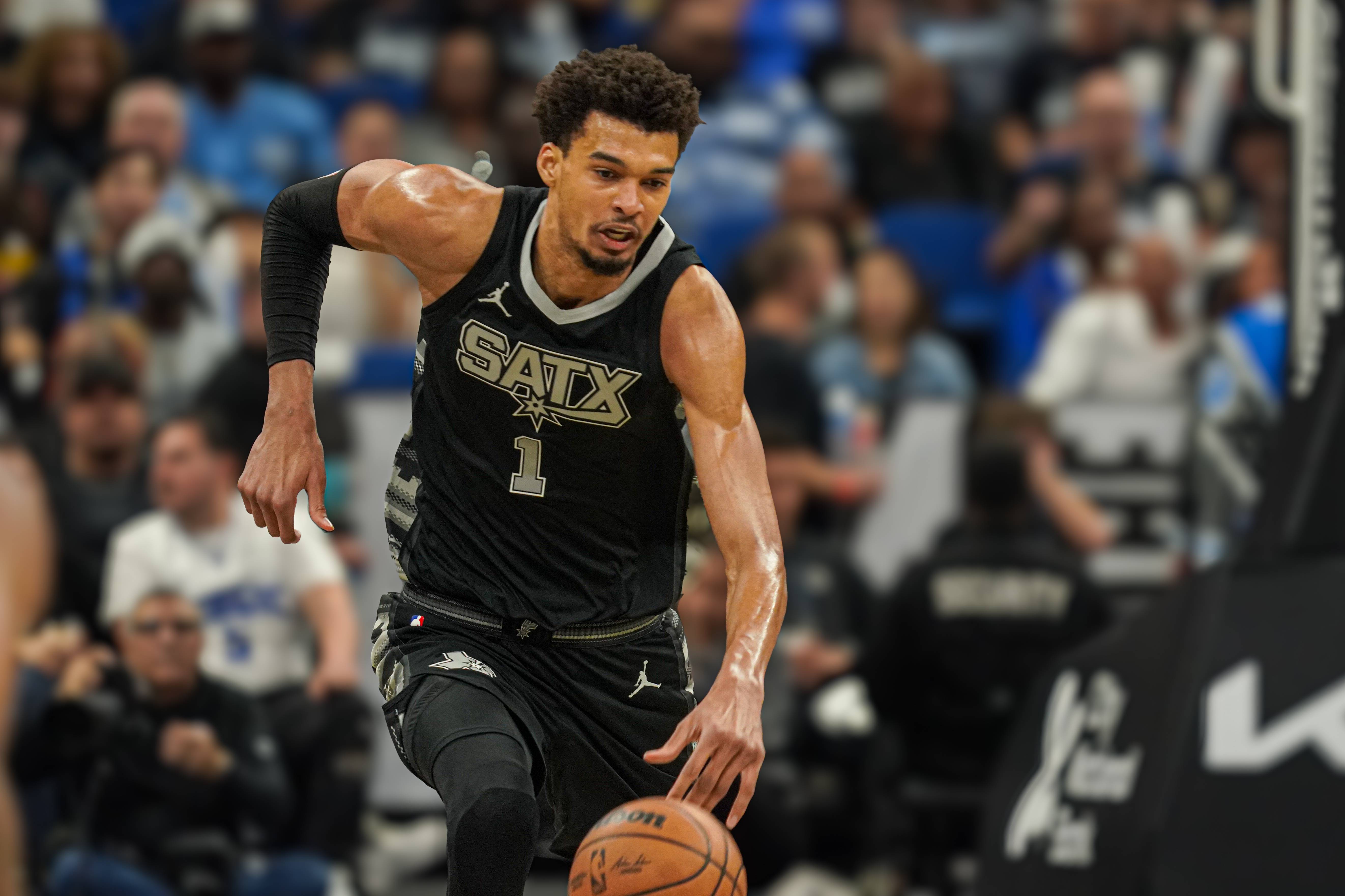 九游-包含风云突变！达拉斯独行侠清晨伤情更新，亚冠版图或变，信心回归，年轻球员得到机会的词条