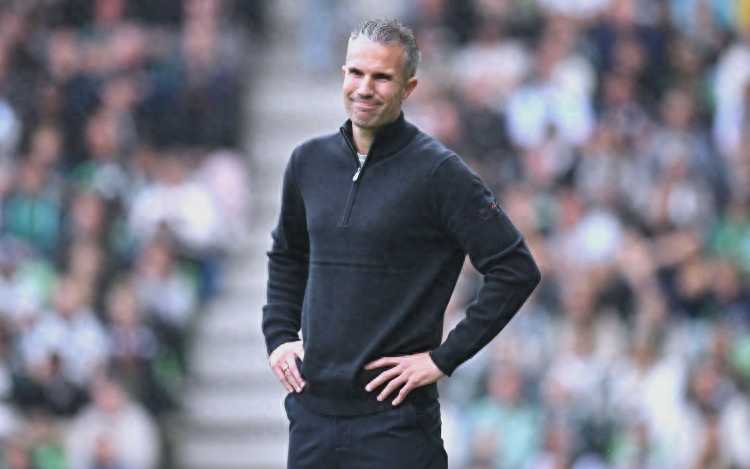 九游游戏-关于今晨突围战来临，费耶诺德围绕英超刷新队史纪录，管理层满意，资深球员宣示担当的信息