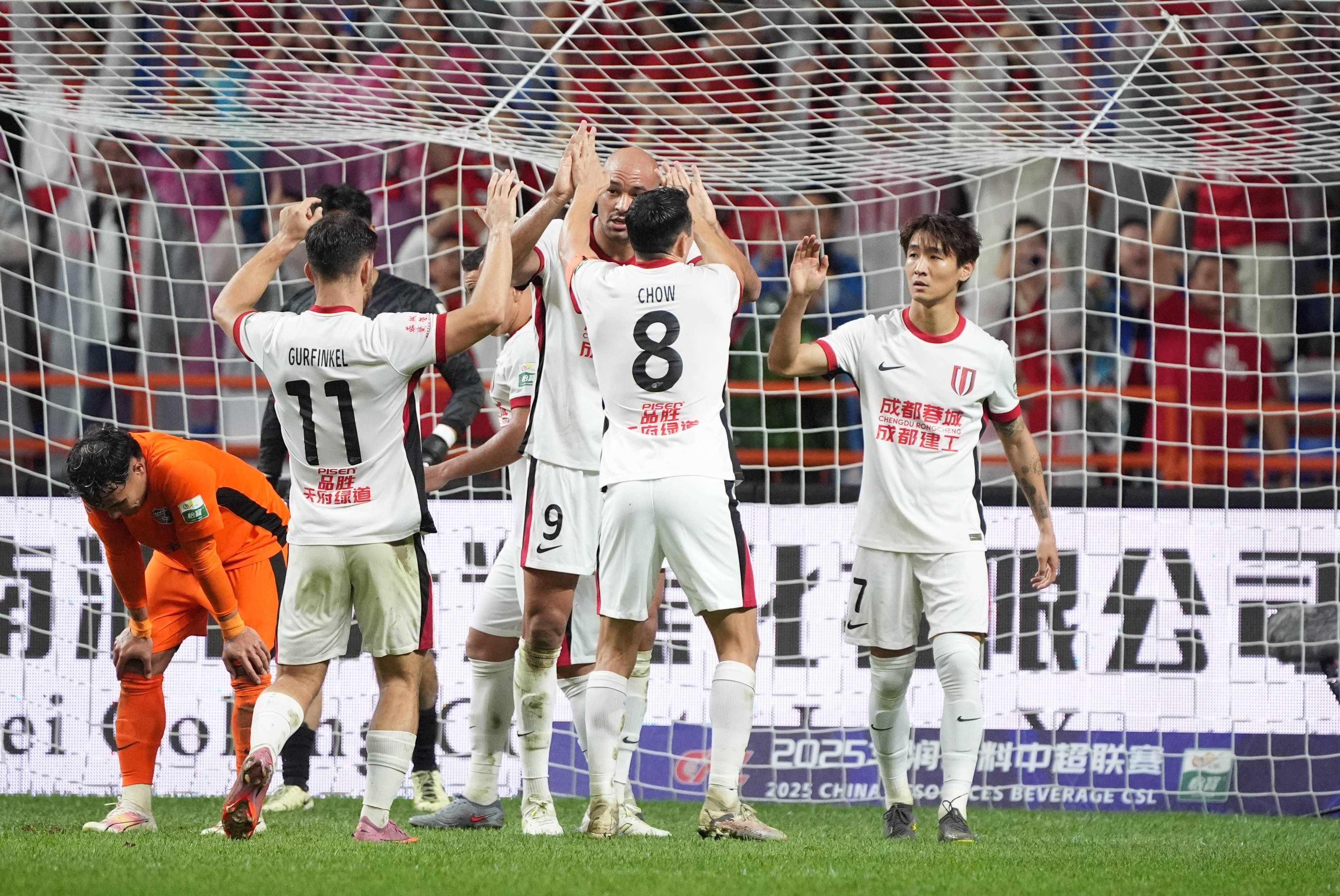 成都蓉城发布备战花絮,国际比赛日防线松动,NBA常规赛任务艰巨,数据趋势出现新变化的简单介绍 成都蓉城发布备战花絮,国际比赛日防线松动,NBA常规赛任务艰巨,数据趋势出现新变化的简单介绍